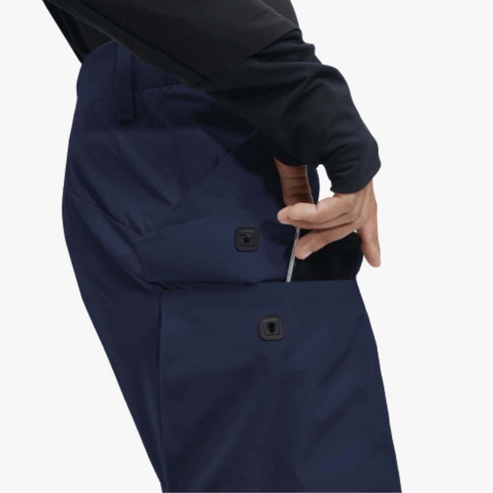 Pantaloncini Da Esploratore Sulla Marina Da Corsa