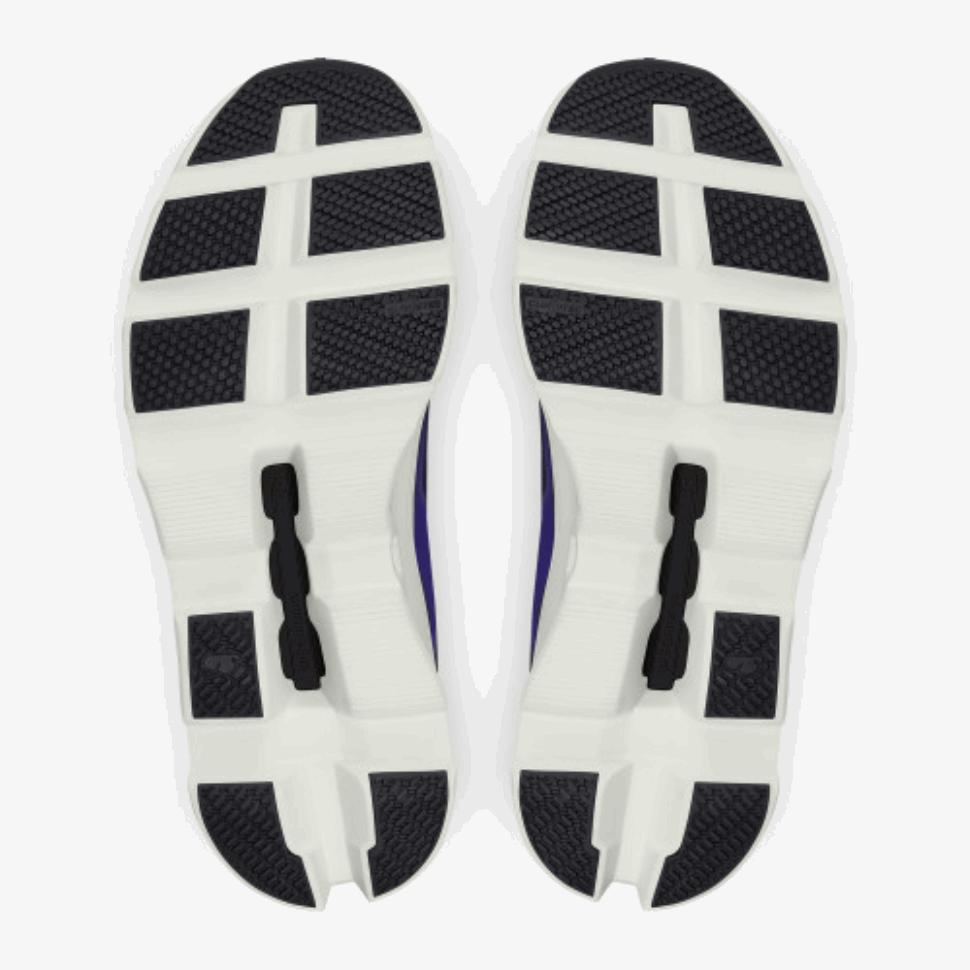 Sull'esecuzione Di Cloudmonster Acai-aloe