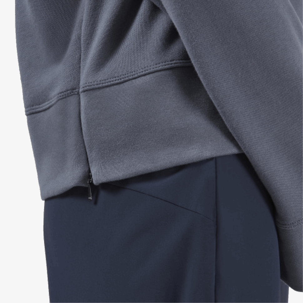 Girocollo Scuro Durante La Corsa