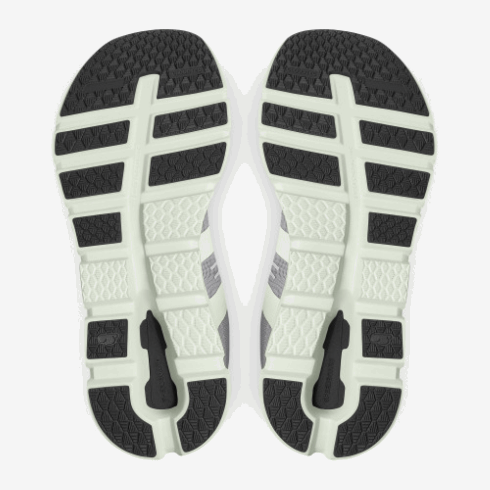 Sulla Corsa Di Cloudrunner Frost-aloe