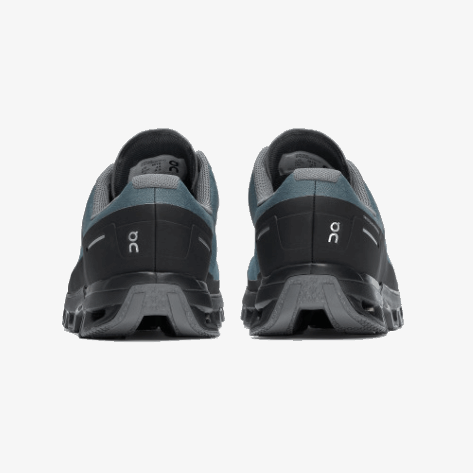 Sull'esecuzione Di Cloudventure Shadow-rock